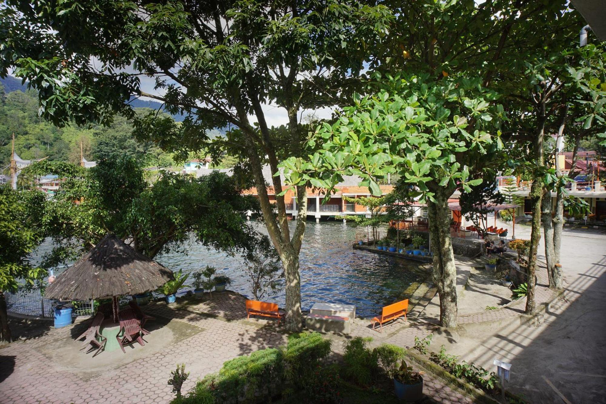 Pandu Lakeside Hotel פראפאט מראה חיצוני תמונה