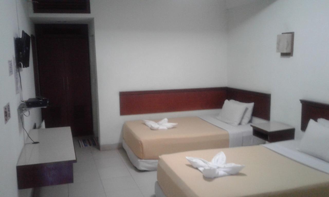 Pandu Lakeside Hotel פראפאט מראה חיצוני תמונה