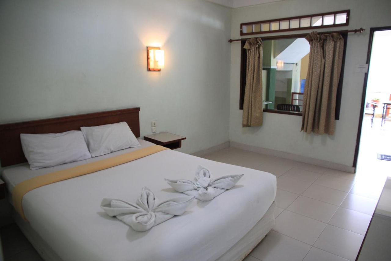 Pandu Lakeside Hotel פראפאט מראה חיצוני תמונה