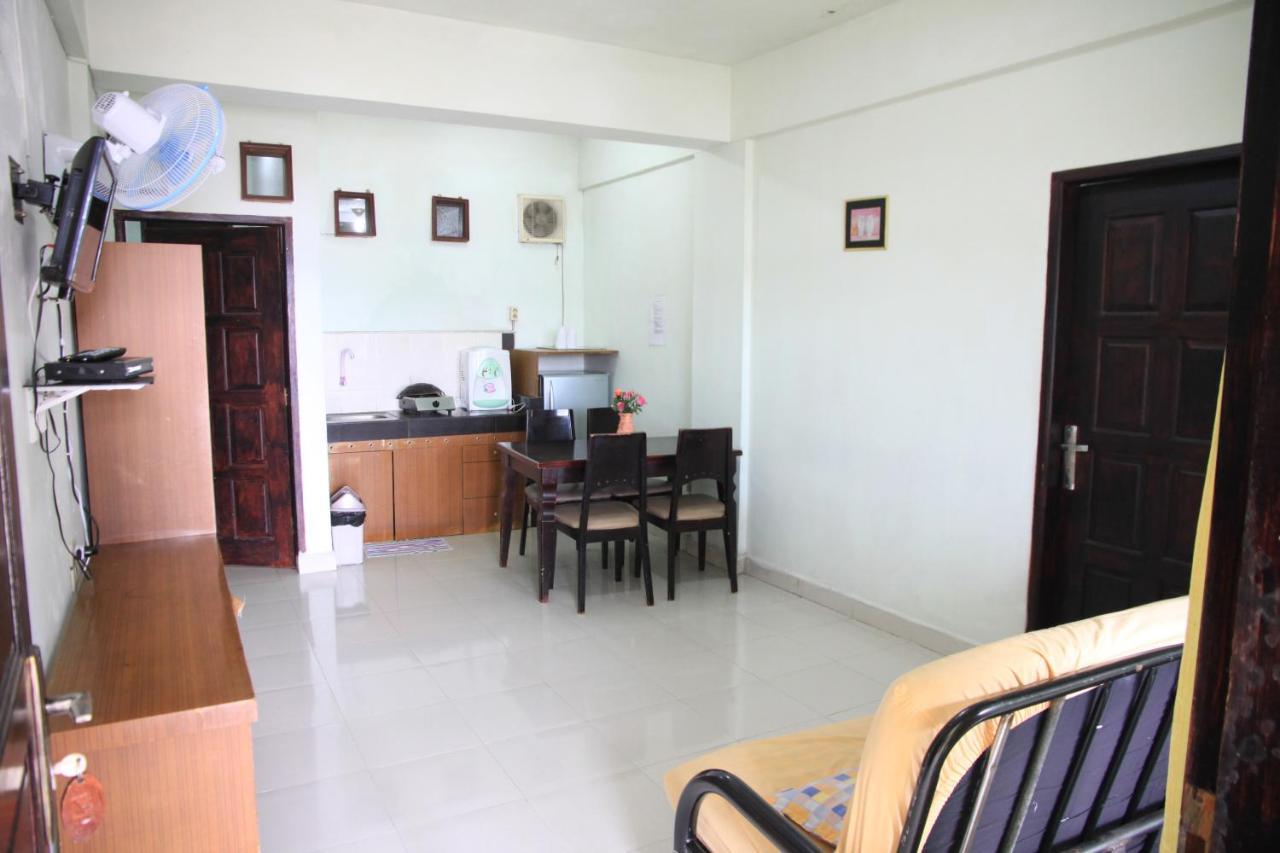 Pandu Lakeside Hotel פראפאט מראה חיצוני תמונה